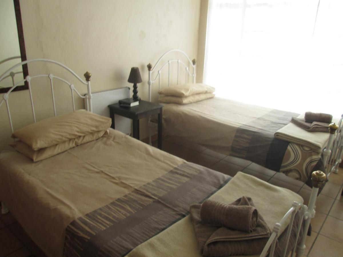 The Don Guest House Noupoort Ngoại thất bức ảnh